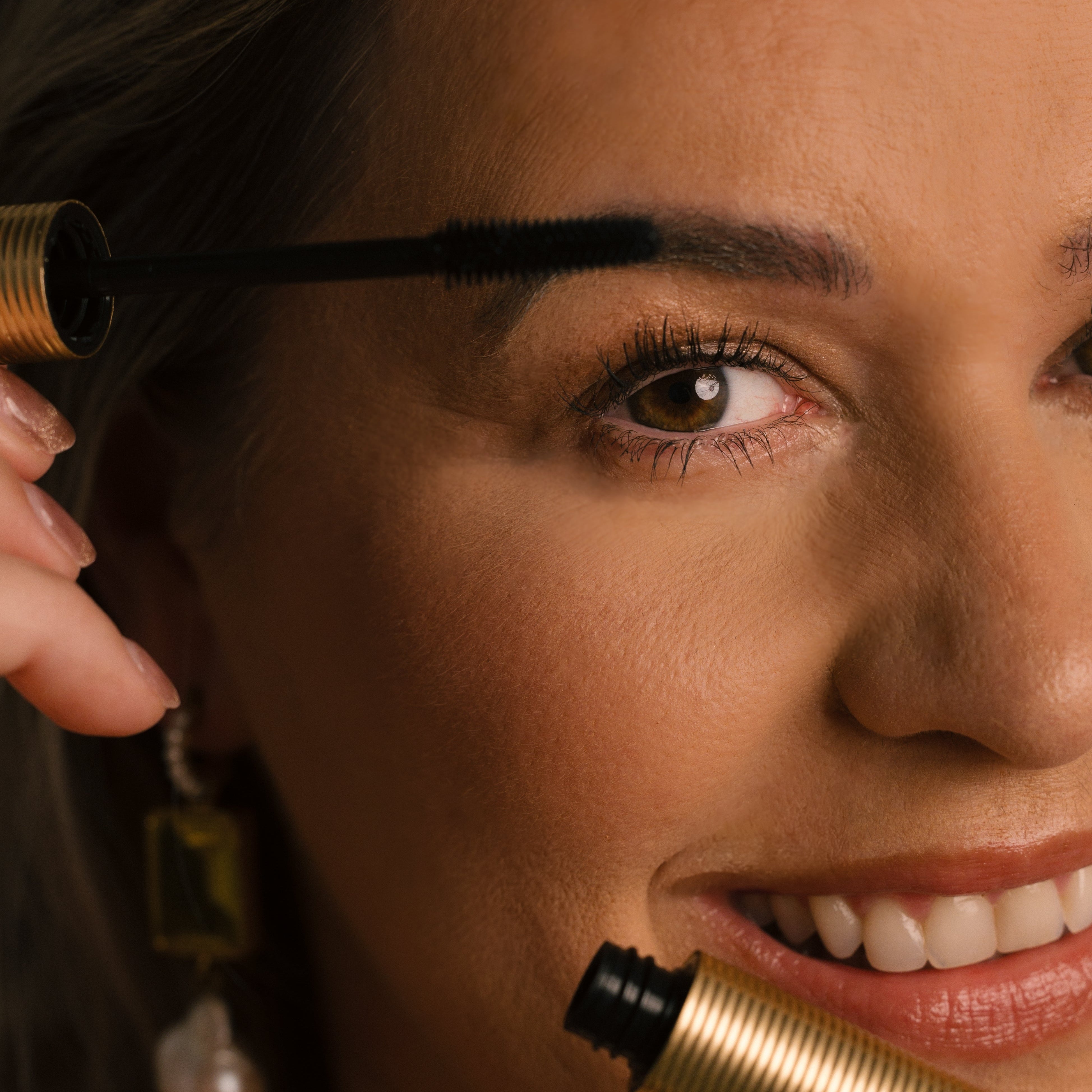 Eco by Sonya Mitzi Mascara clean formulated eye makeup 
